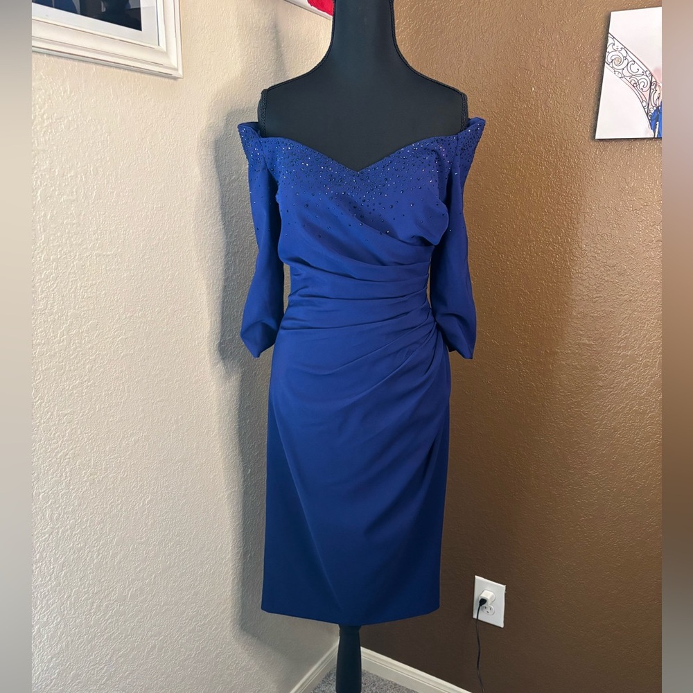 Chic Royal Blue Off-Shoulder Dress